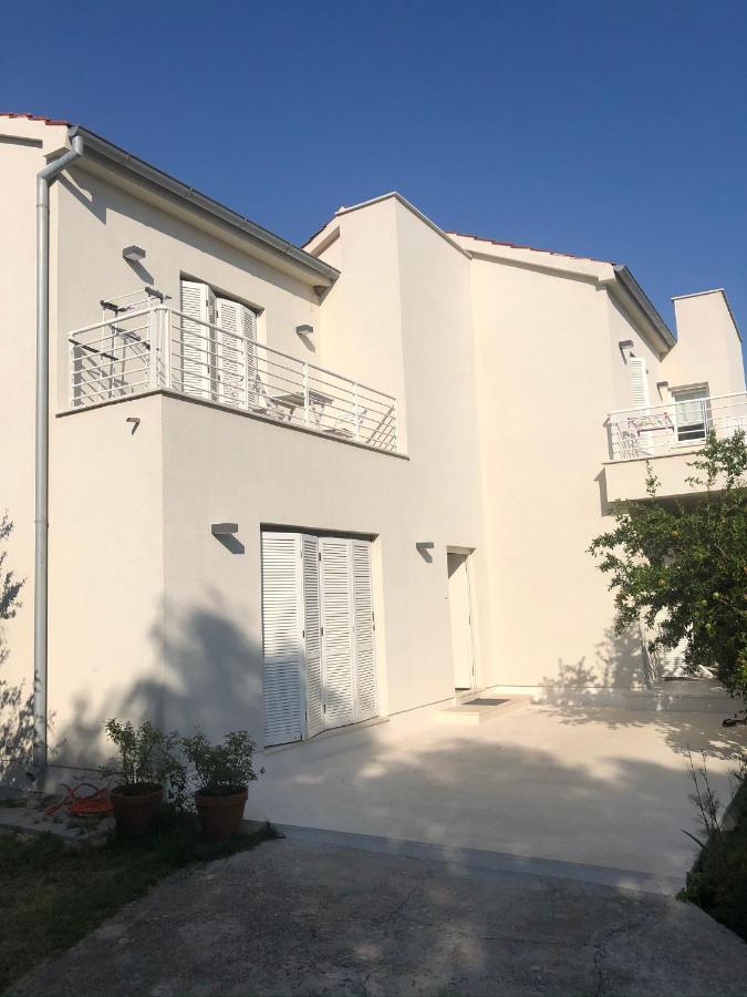 Apartments Mali Ivo Нін Екстер'єр фото