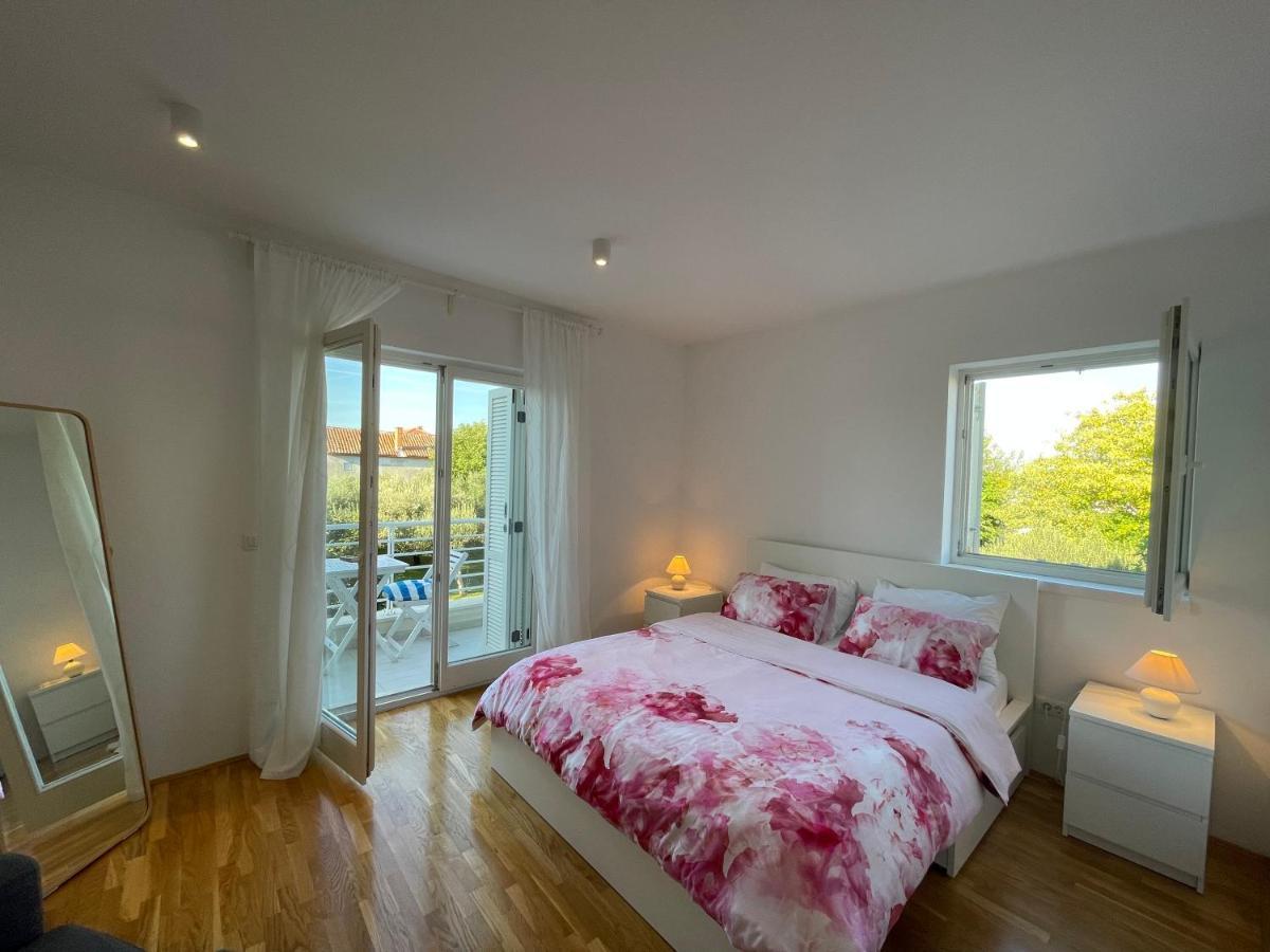 Apartments Mali Ivo Нін Екстер'єр фото