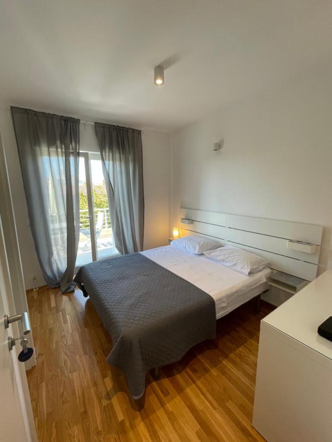 Apartments Mali Ivo Нін Екстер'єр фото